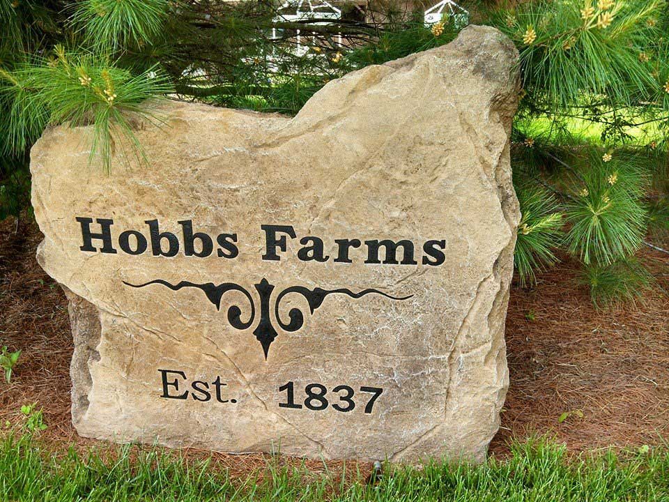 Hobbs Farms Est. 1837
